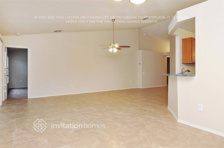 Building Photo - 26804 Roseann Pl