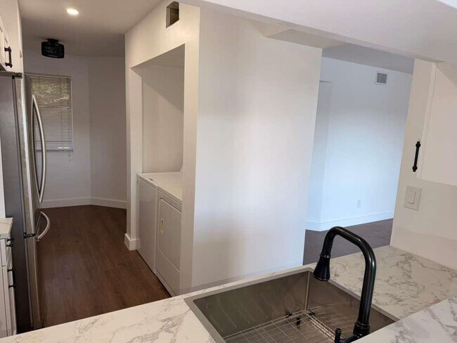 Building Photo - 788 NW 92nd Ave