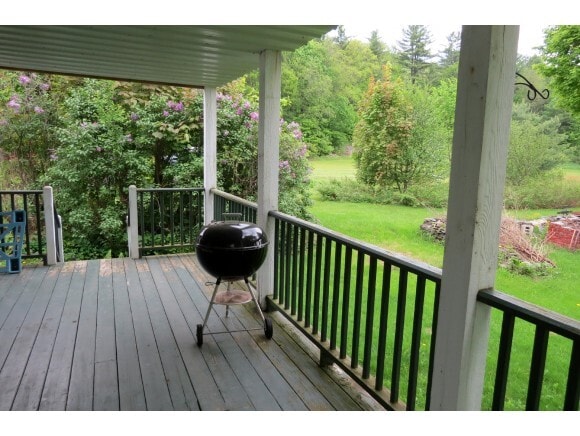 Private Deck - 62 20 Mile Stream Rd