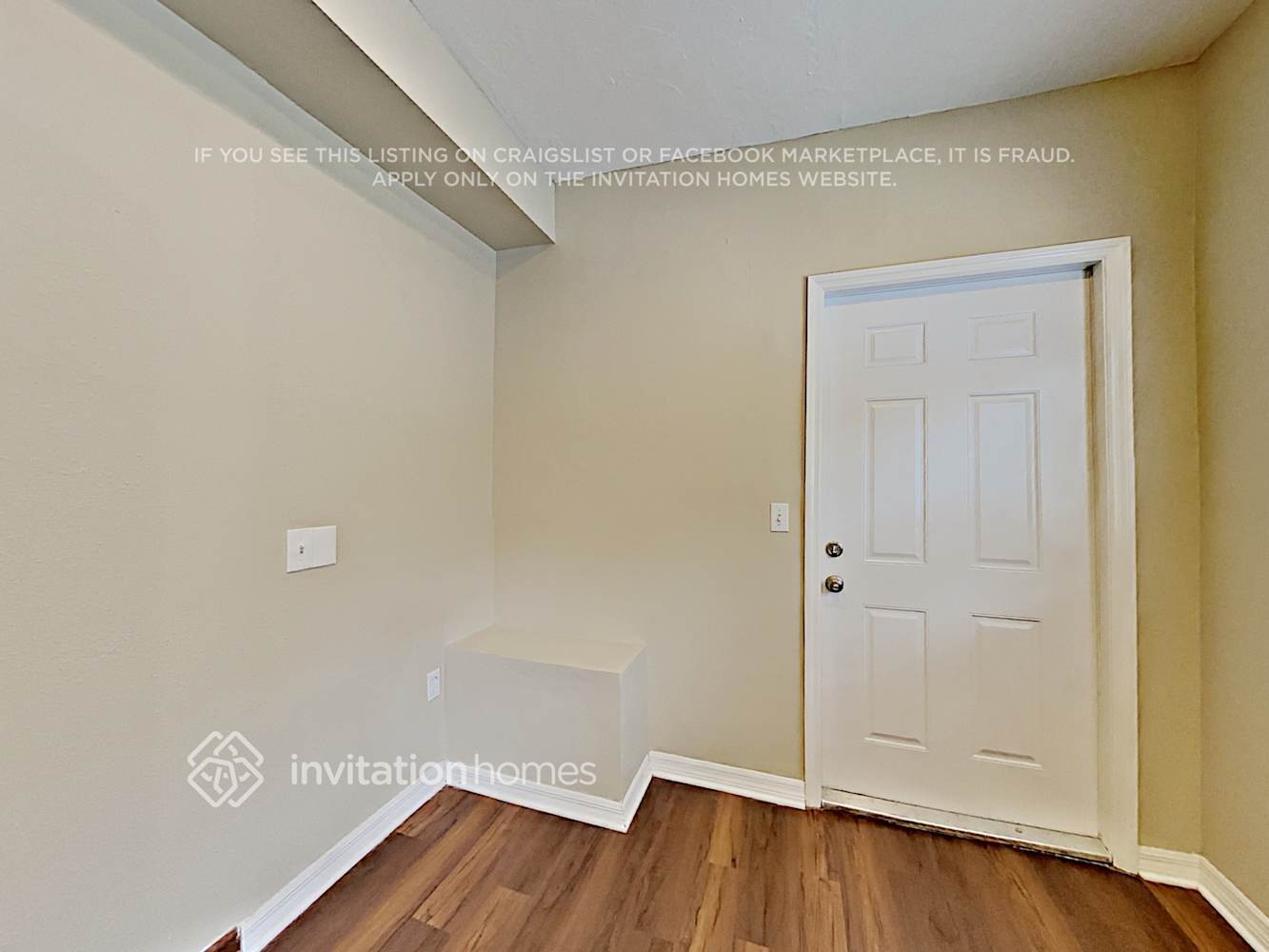 Building Photo - 807 35th St W