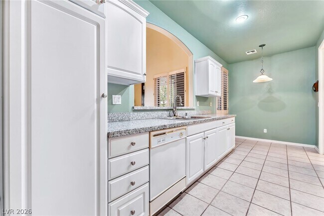 Building Photo - 9430 Laguna Niguel Dr