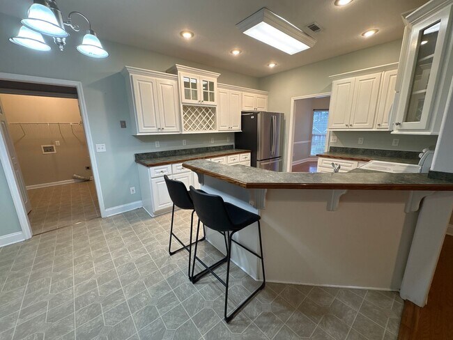 Building Photo - 1168 Lake Greenwood Dr