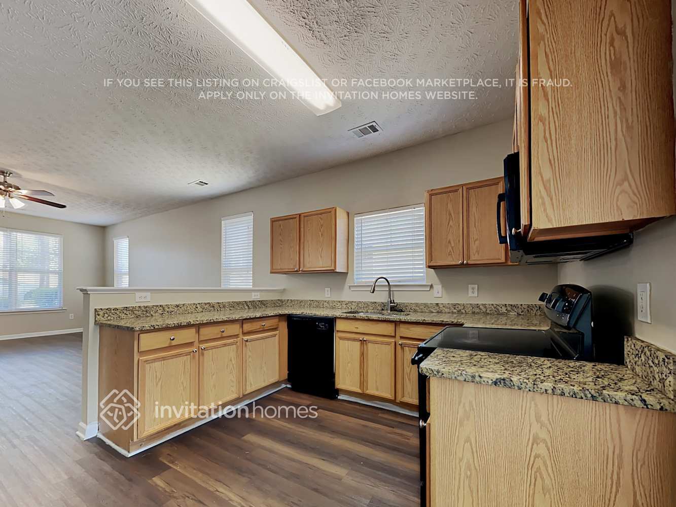 Building Photo - 4612 Legacy Square