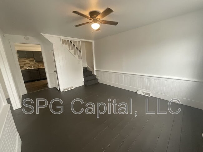 Building Photo - 280 S Central Ave