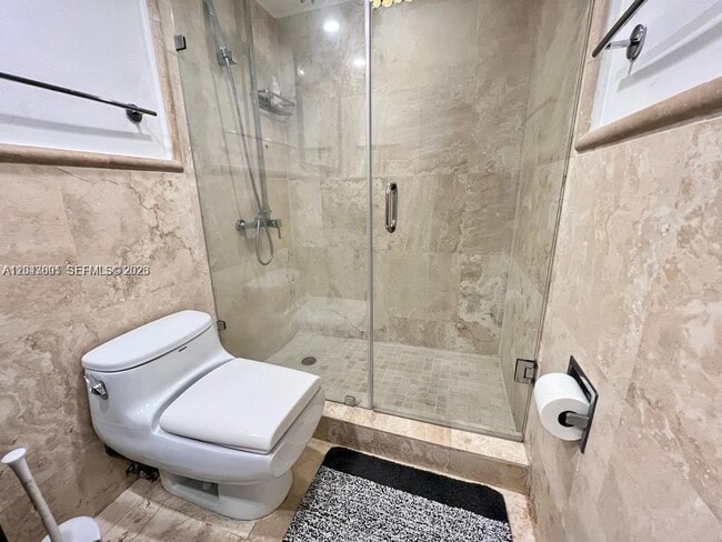 Building Photo - 2030 S Ocean Dr