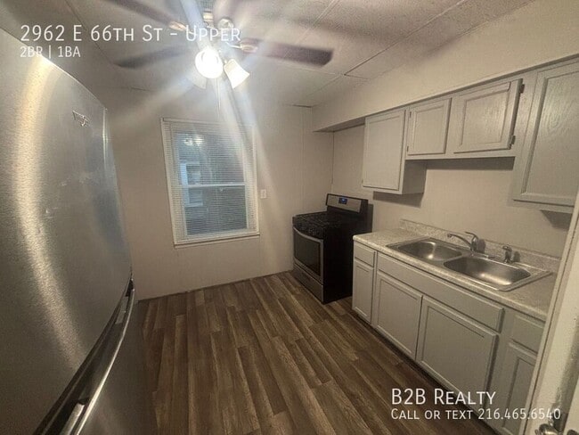 Building Photo - 2962 E 66th St