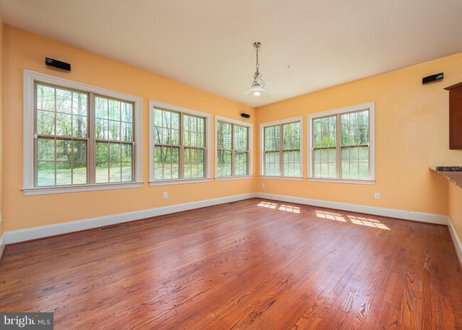 Building Photo - 12878 Lime Kiln Rd