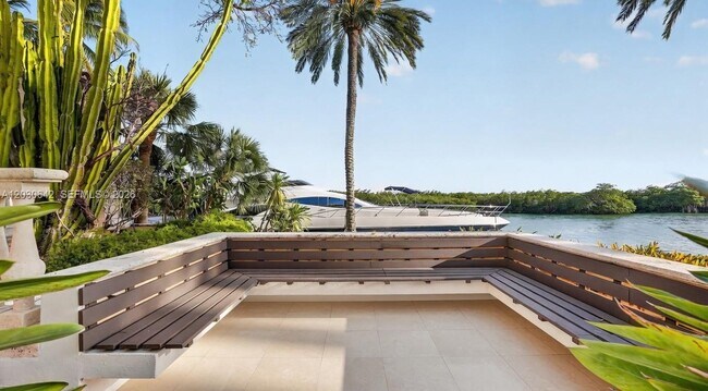 Building Photo - 260 Cape Florida Dr