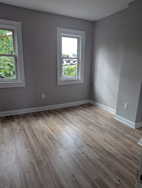 Building Photo - 2018 N Payson St