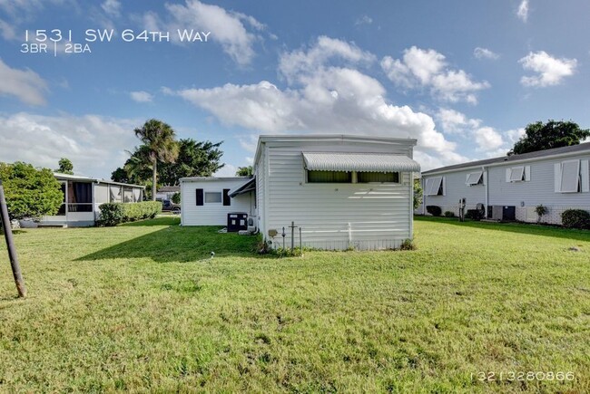 Building Photo - Beautiful 3/2 Mobile Home in Sandalfoot Cove