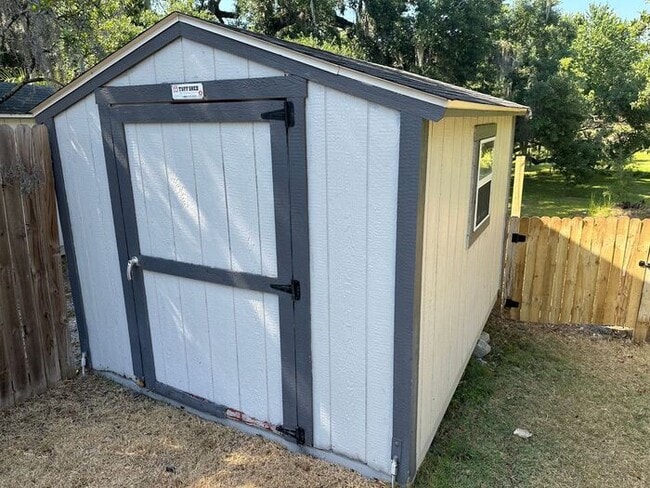 Building Photo - Half a Duplex in the heart of Downtown Orlando!