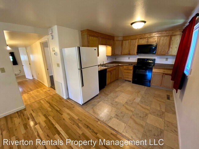 Building Photo - 1 br, 1 bath House - 214 N 2nd W