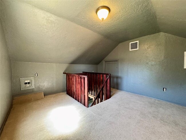 Building Photo - 609 N Caddo St