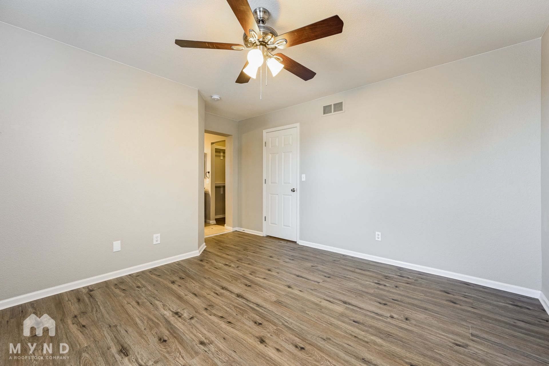 Building Photo - 19609 E Elk Creek Dr