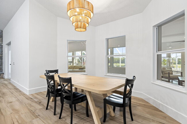 Building Photo - 8135 White Fences Ln
