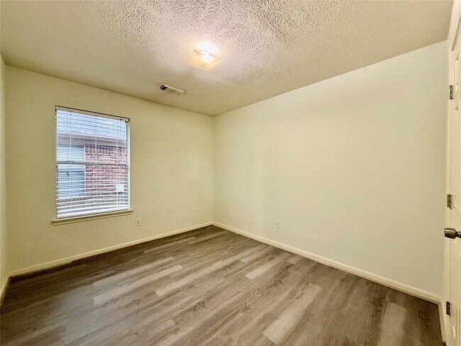 Building Photo - 6818 Cansfield Ct