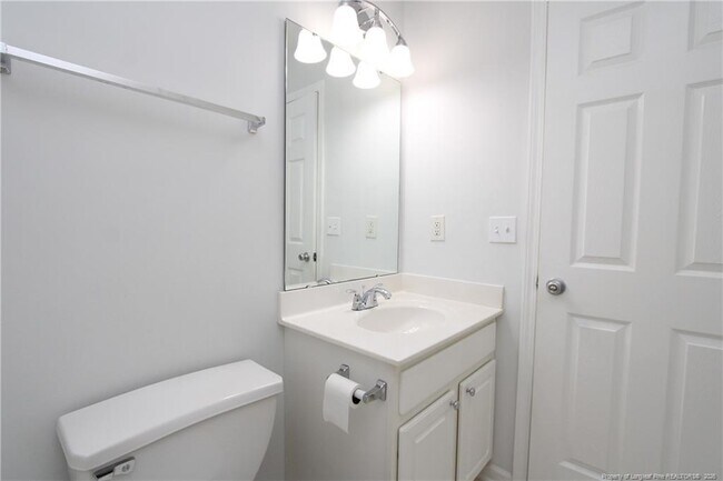 Building Photo - 105 Sturminster Dr