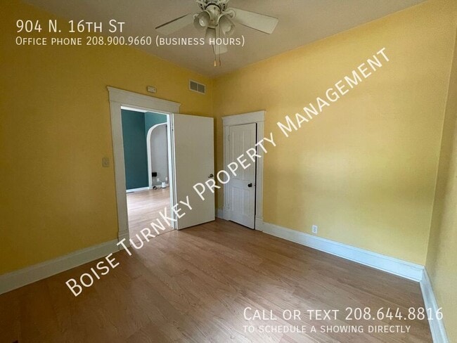 Building Photo - 904 N 16th St