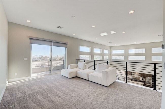 Building Photo - 4056 Desert Trce Ct