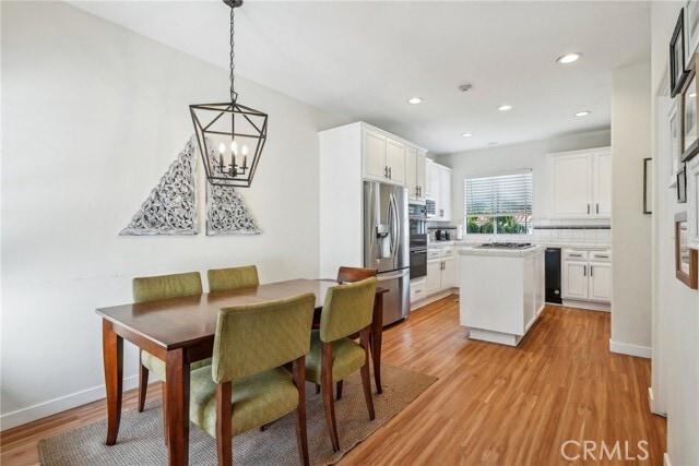 Building Photo - 221 S Francisca Ave