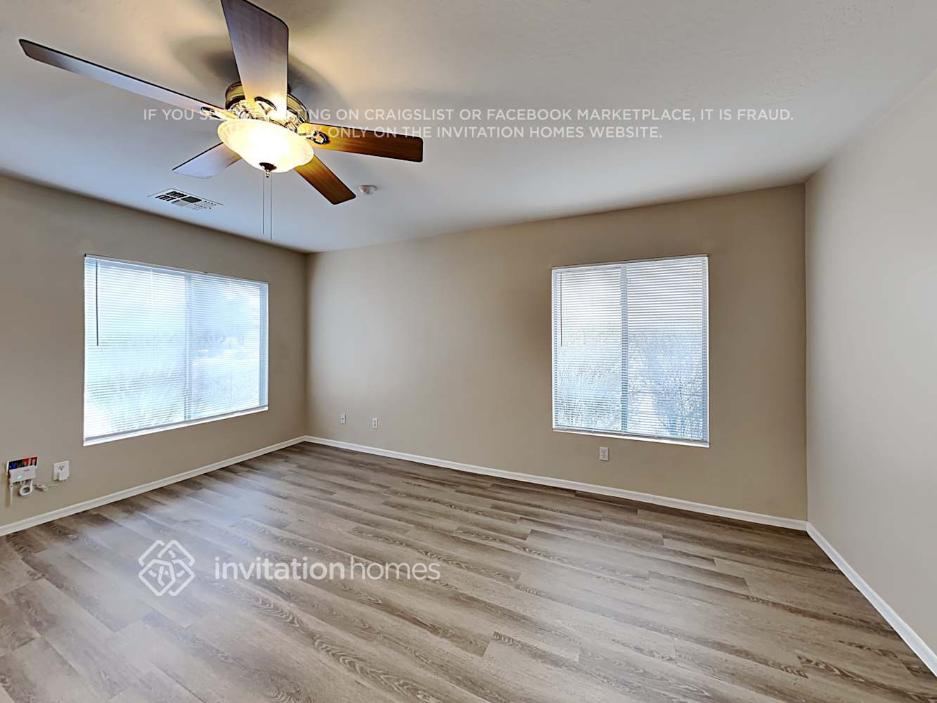 Building Photo - 12425 W Sweetwater Ave