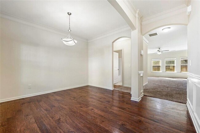 Building Photo - 4467 Water Mill Dr