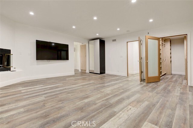 Building Photo - 954 Rosemount Rd