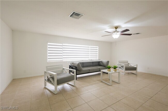 Building Photo - 1434 Archer St