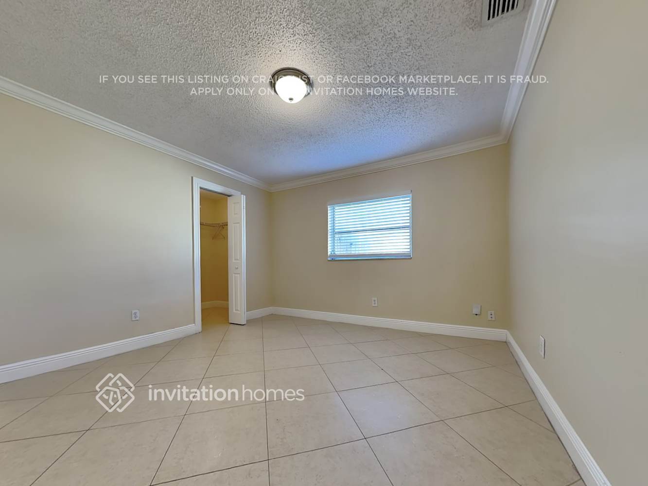 Building Photo - 10825 Jennifer Ln