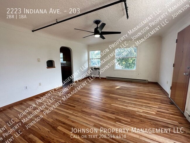 Building Photo - 2223 S Indiana Ave