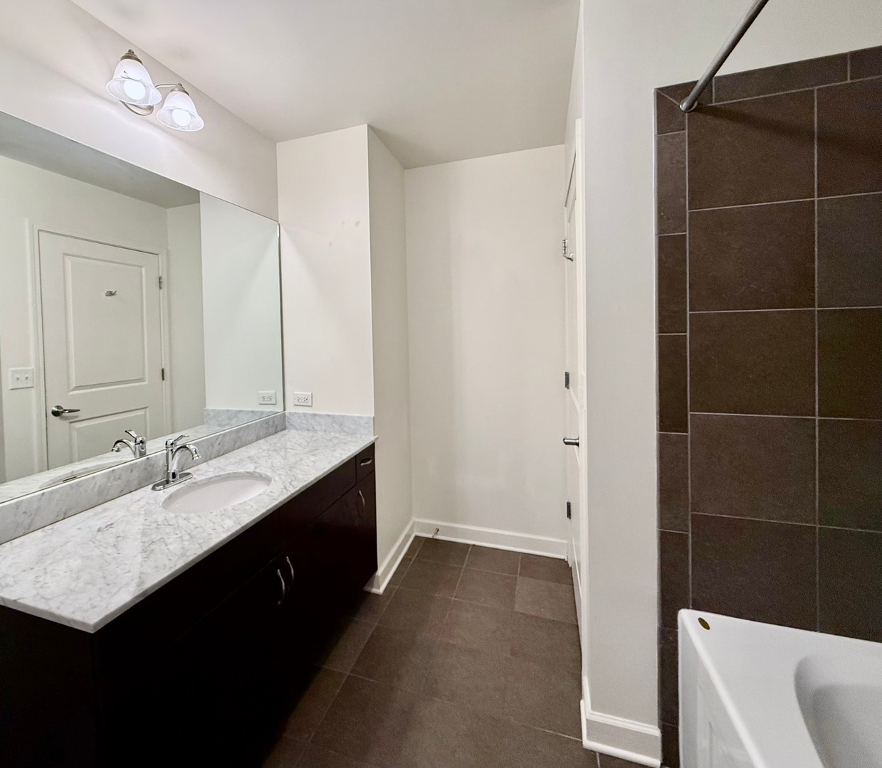 Building Photo - 1400 S Michigan Ave