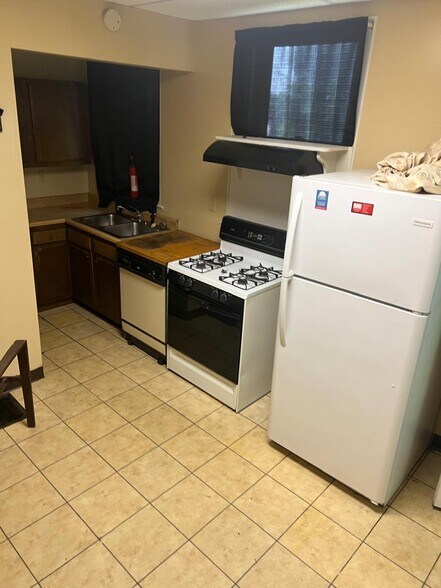 Primary Photo - 601 Chestnut St