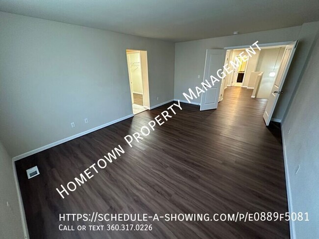 Building Photo - 4 Bdrm Townhouse in Olympia Schools-- Avai...