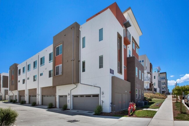 Building Photo - 2986 Lina St