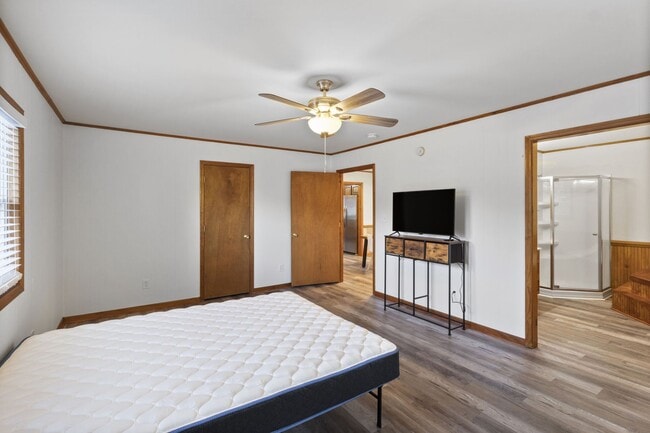 Building Photo - Charming 3 Bedroom Home for Rent!