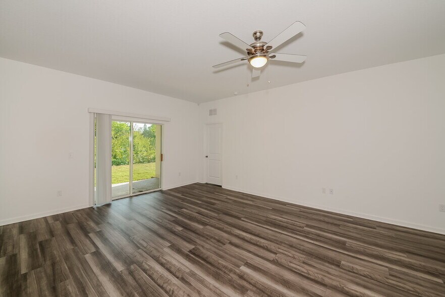 Building Photo - 996 Ocean Spray Dr