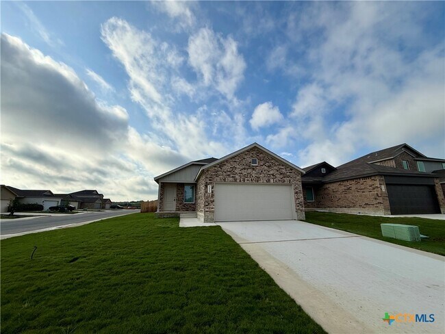 Building Photo - 311 Moscato Rd