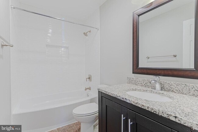 Building Photo - 11778 Hollyview Dr