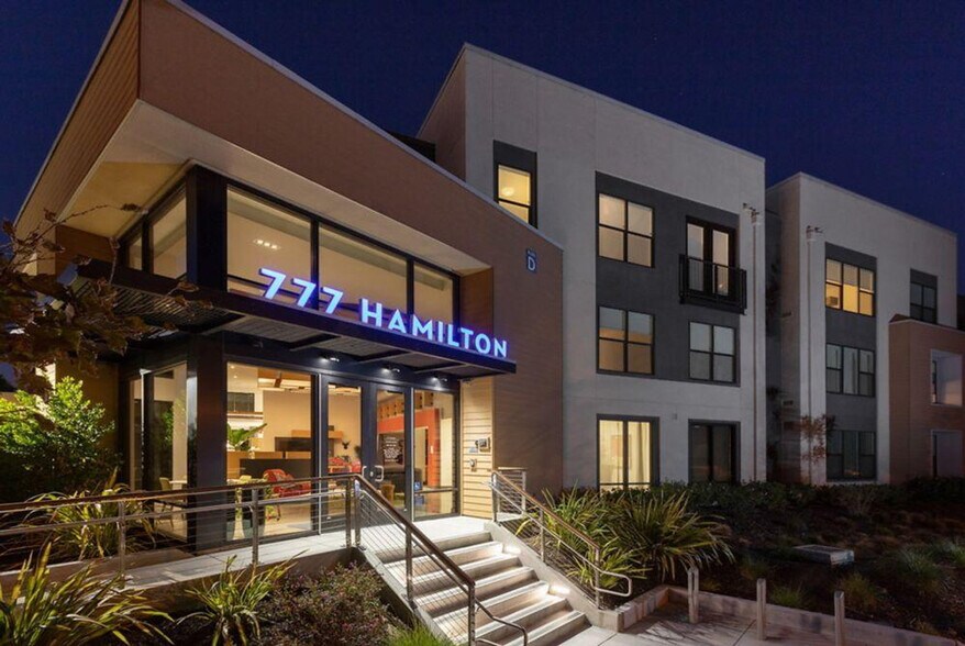 Building Photo - 777 Hamilton Ave