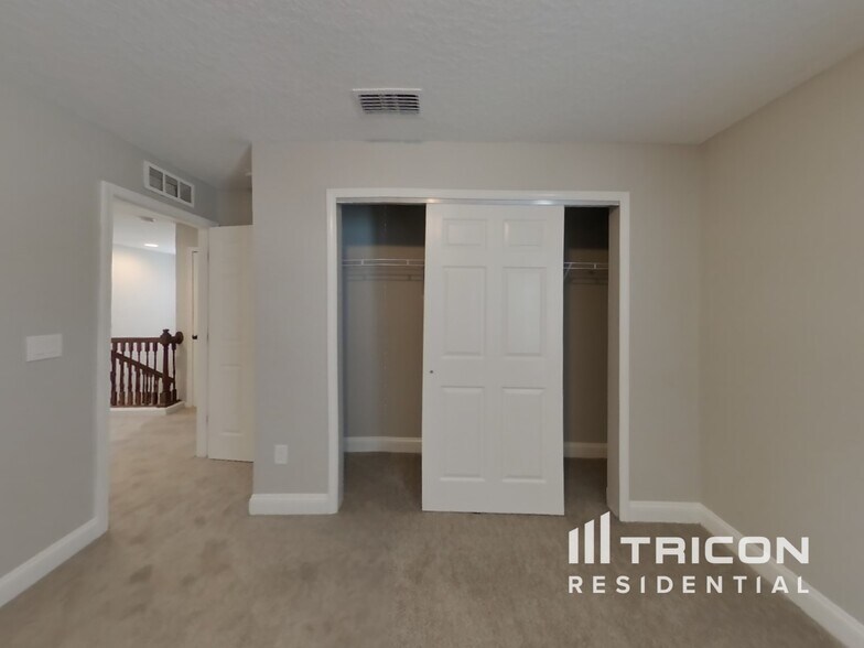 Building Photo - 523 Meldrum Ln