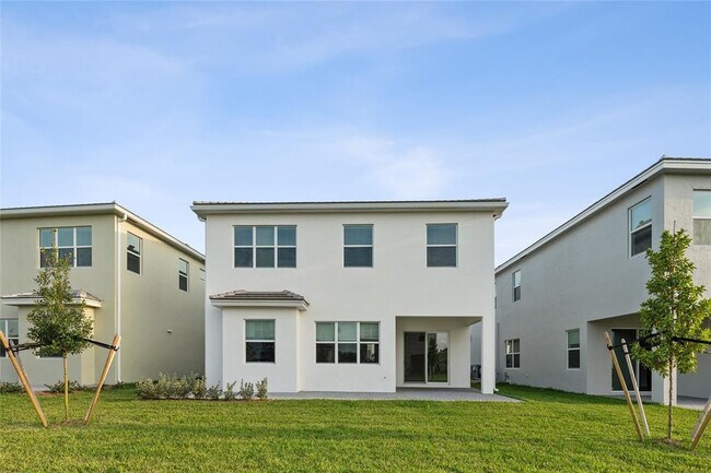 Building Photo - 14965 RedCove Pl