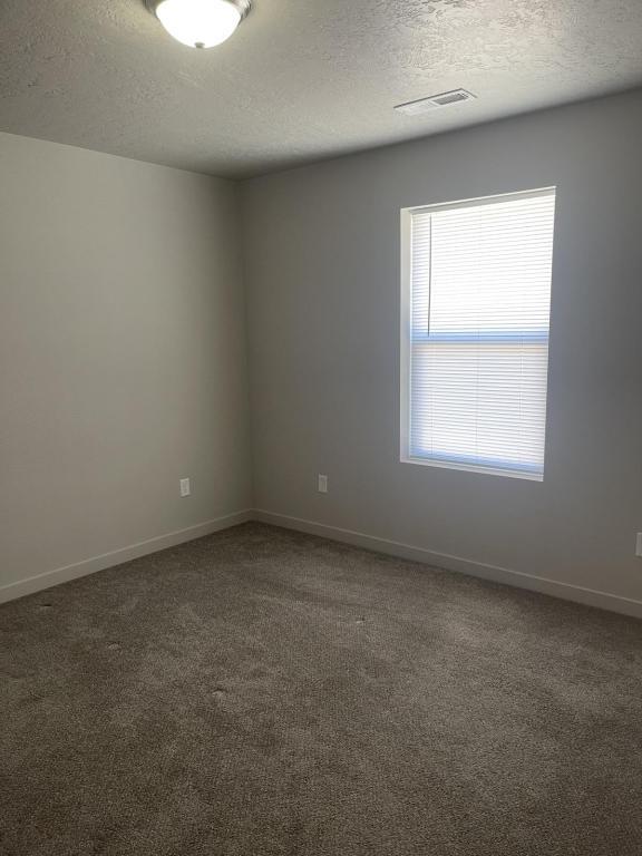 Building Photo - 15066 N Bonelli Ave