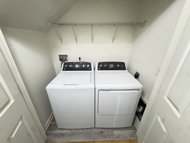 Building Photo - 226 Gr-Pd-51