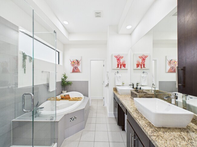 Building Photo - 1404 Spring St