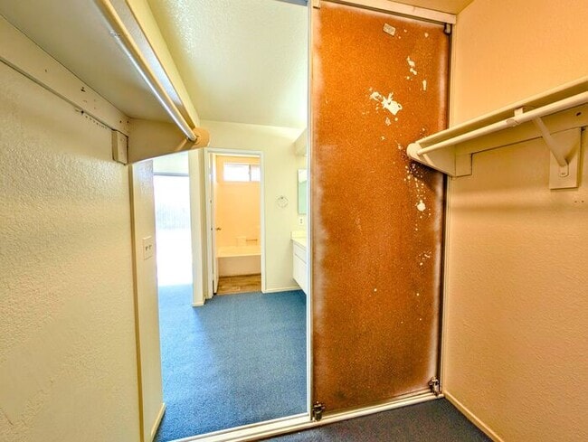 Building Photo - 3 Bedrooms Near the University in the Cimmeron District on Rosarita Street