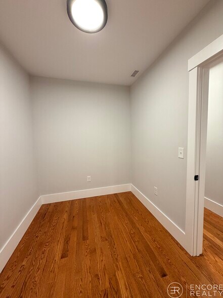 Building Photo - 349 Sumner St