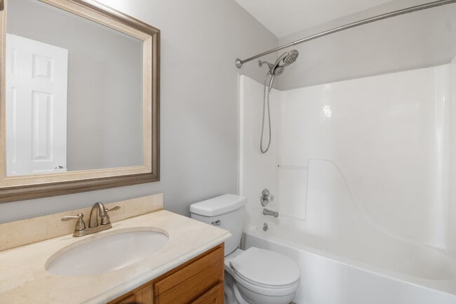 Building Photo - 1330 Burchett Dr