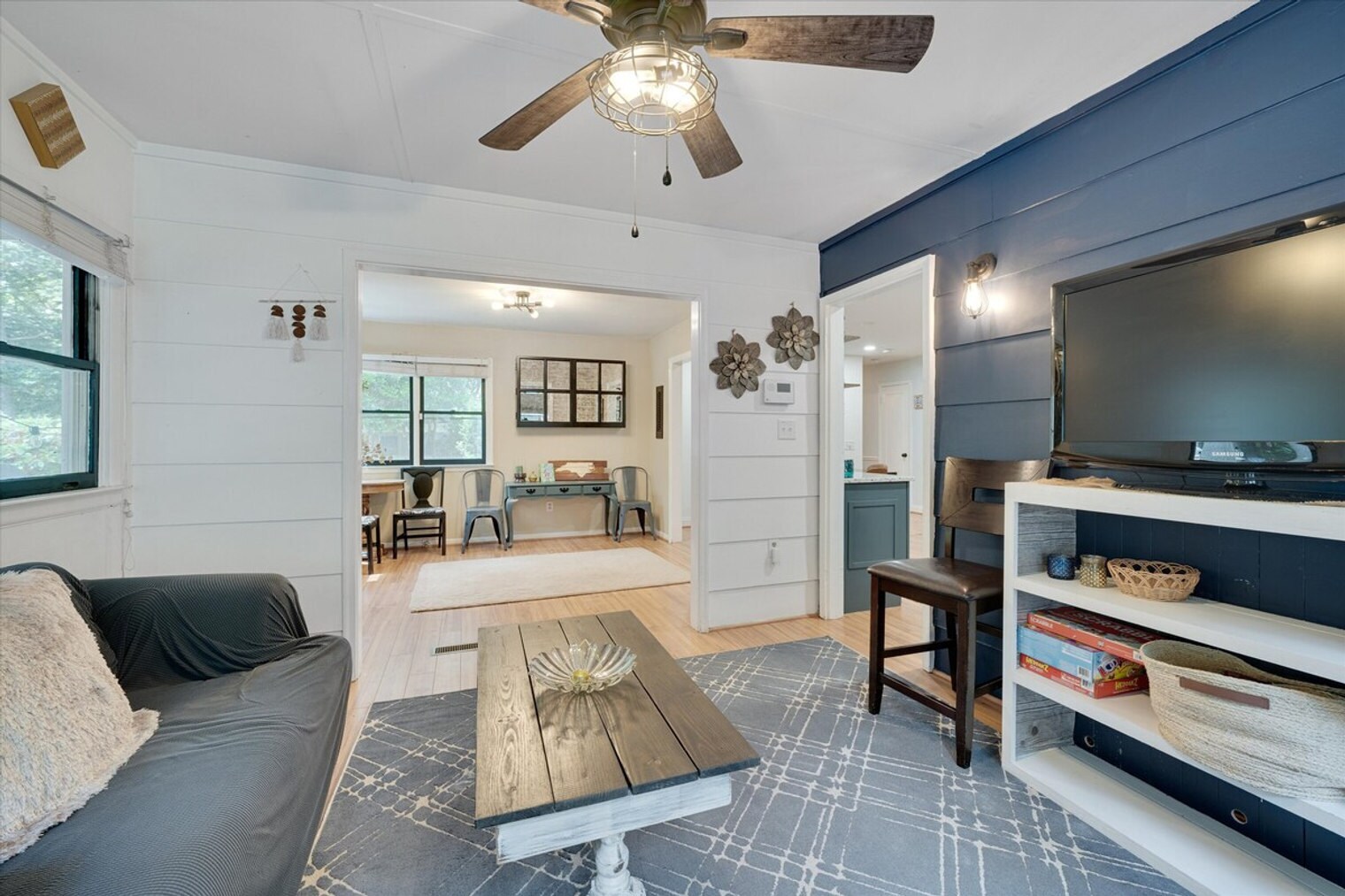 Building Photo - 409 Northclift Dr