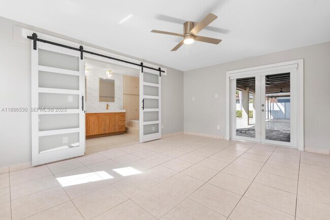 Building Photo - 14020 SW 38th St