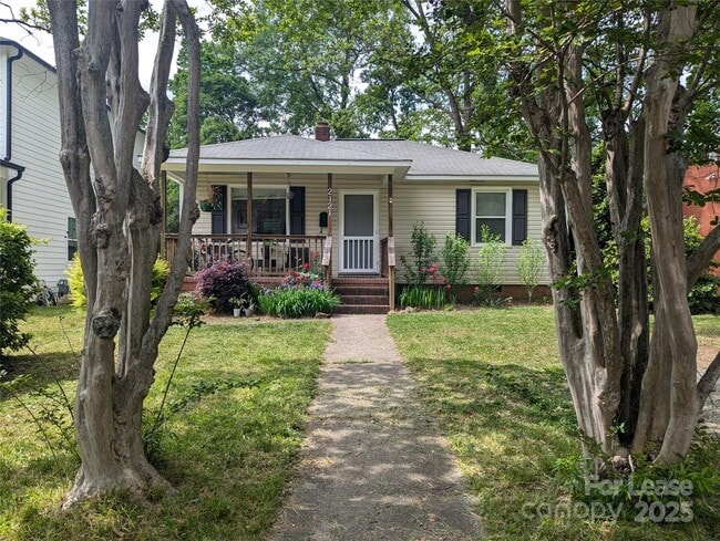 Building Photo - 2421 Pinckney Ave